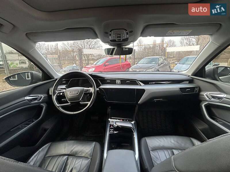 Позашляховик / Кросовер Audi e-tron 2020 в Одесі