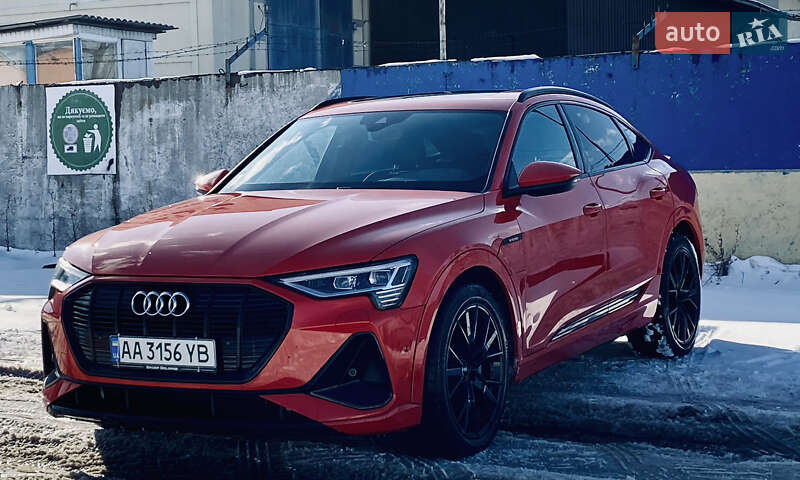 Позашляховик / Кросовер Audi e-tron 2021 в Києві