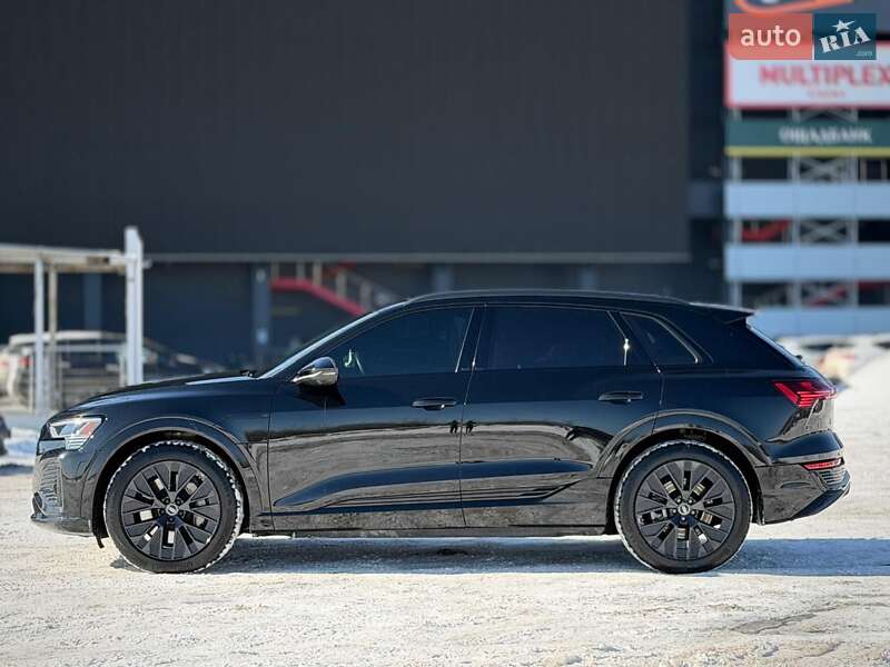 Внедорожник / Кроссовер Audi e-tron 2023 в Киеве фото 30 Внедорожник / Кроссовер Audi e-tron 2023 в Киеве