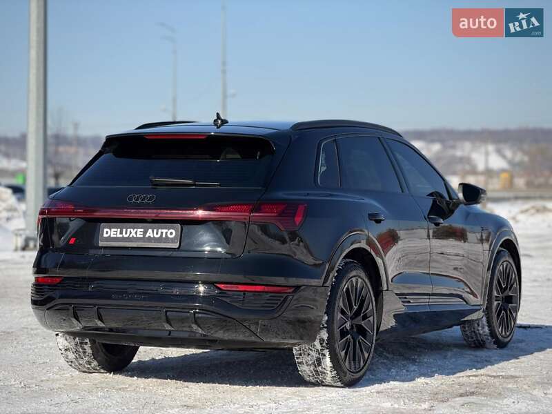 Внедорожник / Кроссовер Audi e-tron 2023 в Киеве фото 45 Внедорожник / Кроссовер Audi e-tron 2023 в Киеве