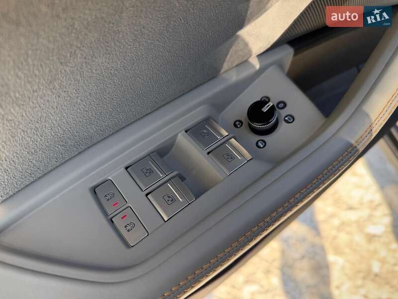 Внедорожник / Кроссовер Audi e-tron 2023 в Киеве фото 58 Внедорожник / Кроссовер Audi e-tron 2023 в Киеве