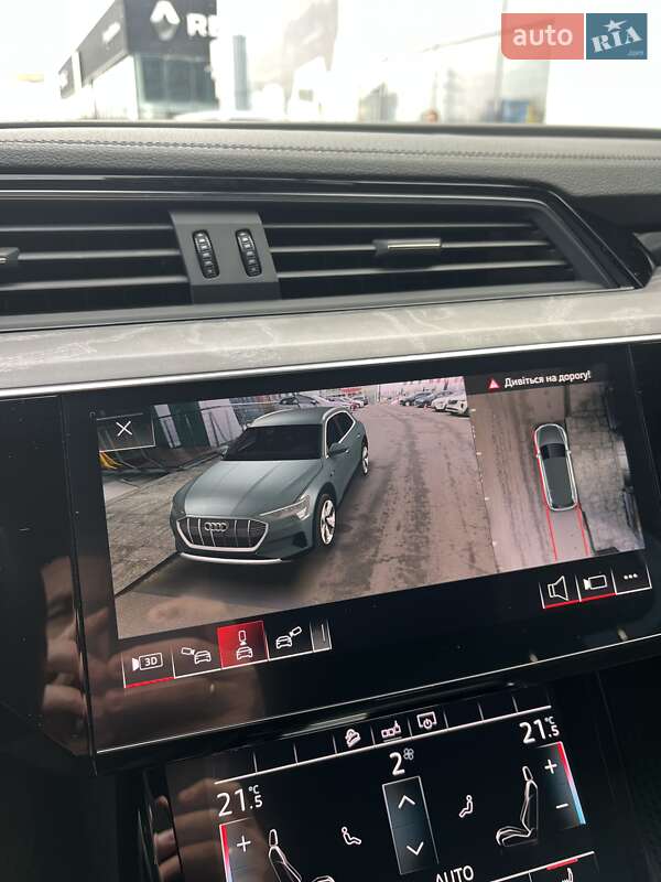 Позашляховик / Кросовер Audi e-tron 2020 в Києві фото 41 Позашляховик / Кросовер Audi e-tron 2020 в Києві