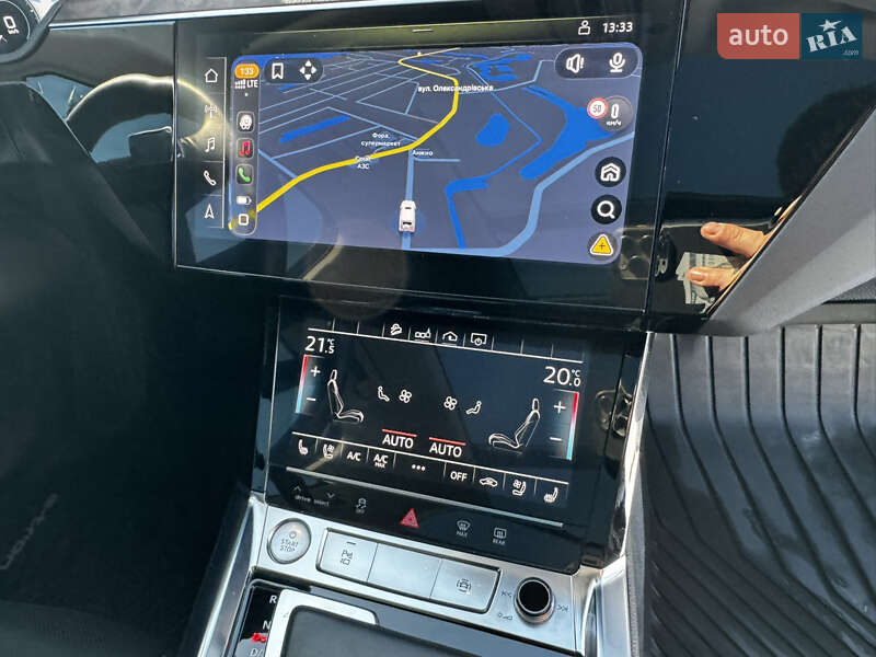 Внедорожник / Кроссовер Audi e-tron 2019 в Киеве