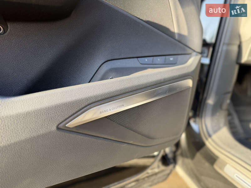 Позашляховик / Кросовер Audi e-tron 2021 в Києві фото 12 Позашляховик / Кросовер Audi e-tron 2021 в Києві