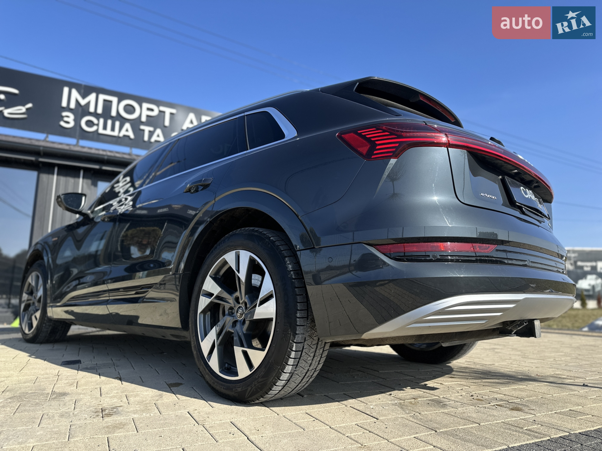 2020 Audi e-tron - мініатюра 33