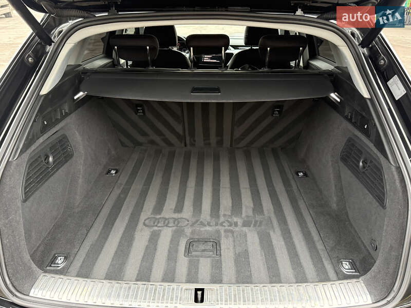 Позашляховик / Кросовер Audi e-tron 2020 в Іршаві