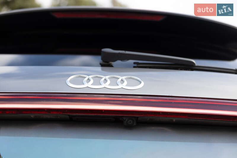 Позашляховик / Кросовер Audi e-tron 2020 в Ужгороді