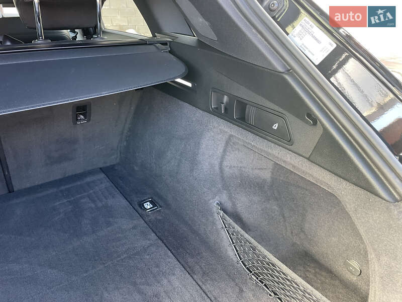 Позашляховик / Кросовер Audi e-tron 2022 в Рівному