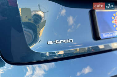Внедорожник / Кроссовер Audi e-tron 2019 в Киеве