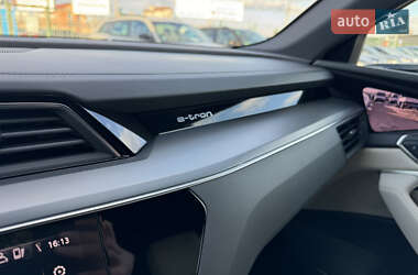 Внедорожник / Кроссовер Audi e-tron 2019 в Киеве
