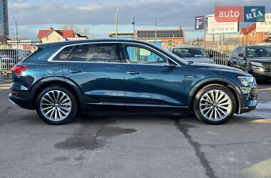 Внедорожник / Кроссовер Audi e-tron 2019 в Киеве