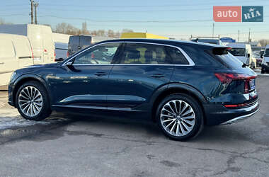 Внедорожник / Кроссовер Audi e-tron 2019 в Киеве