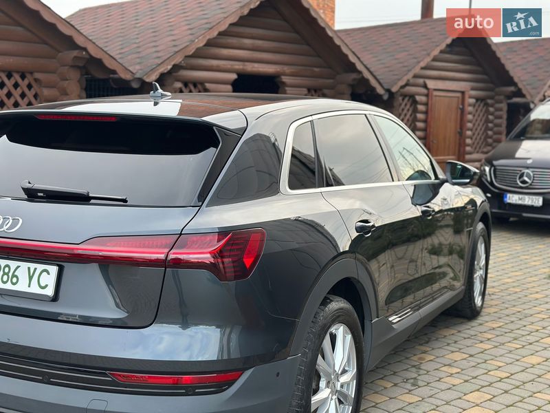 Внедорожник / Кроссовер Audi e-tron 2021 в Львове фото 7 Внедорожник / Кроссовер Audi e-tron 2021 в Львове