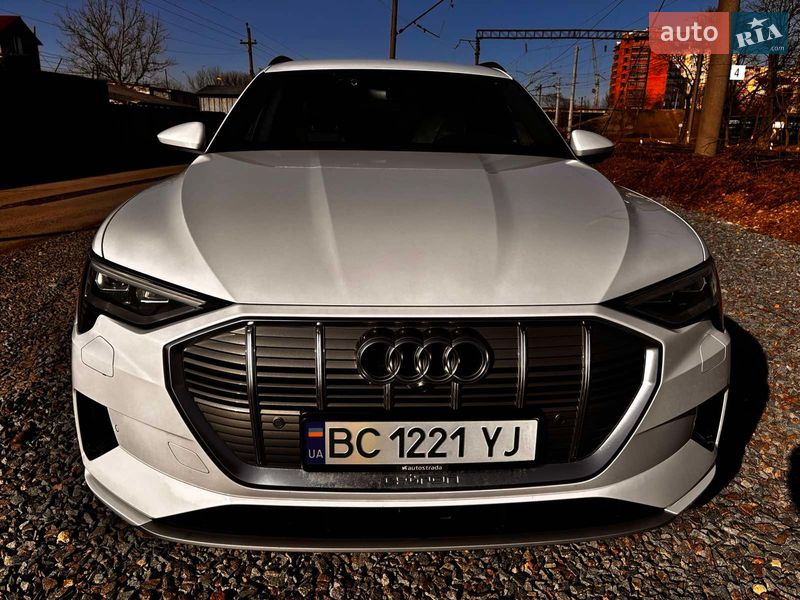Внедорожник / Кроссовер Audi e-tron 2018 в Львове
