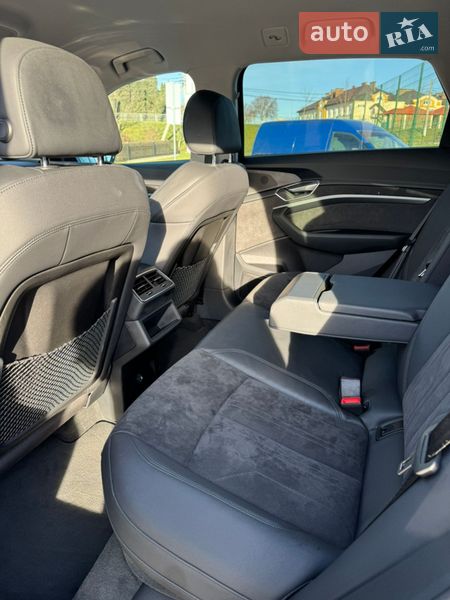 Внедорожник / Кроссовер Audi e-tron 2021 в Ивано-Франковске