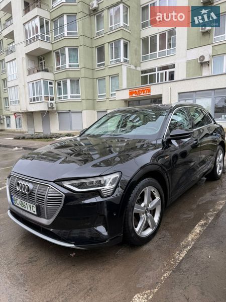 Позашляховик / Кросовер Audi e-tron 2019 в Львові
