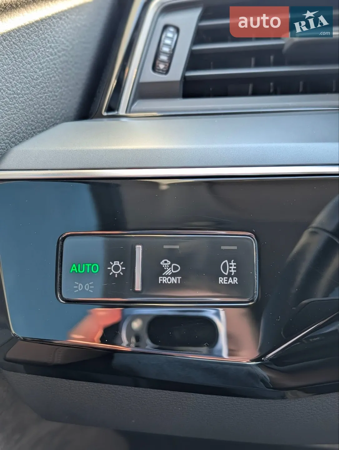 2020 Audi e-tron - мініатюра 49