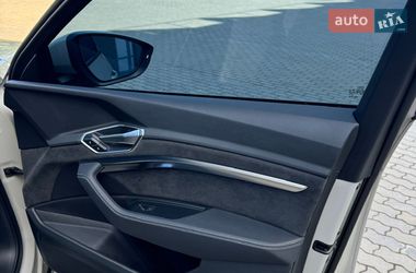 Внедорожник / Кроссовер Audi e-tron 2020 в Костополе фото 24 Внедорожник / Кроссовер Audi e-tron 2020 в Костополе
