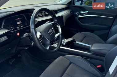 Внедорожник / Кроссовер Audi e-tron 2020 в Костополе фото 29 Внедорожник / Кроссовер Audi e-tron 2020 в Костополе