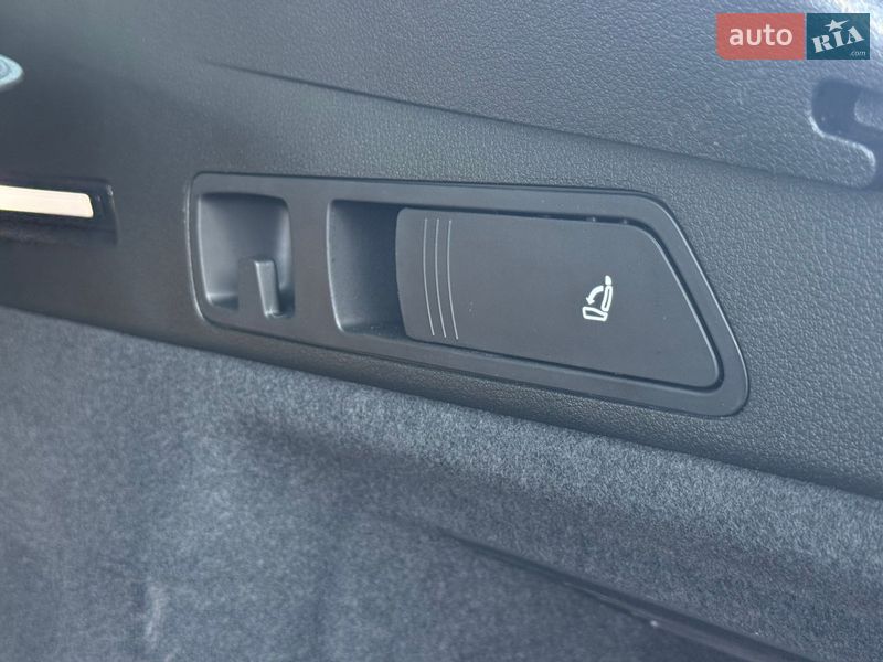 Позашляховик / Кросовер Audi e-tron 2020 в Луцьку