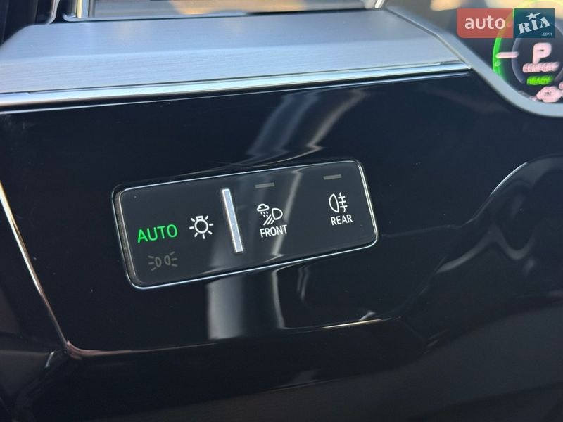 Позашляховик / Кросовер Audi e-tron 2020 в Луцьку