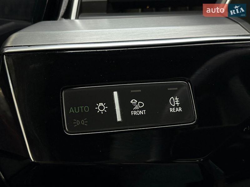 Внедорожник / Кроссовер Audi e-tron 2019 в Тернополе