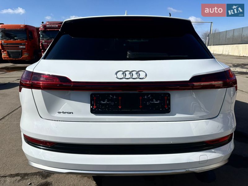 Внедорожник / Кроссовер Audi e-tron 2019 в Львове