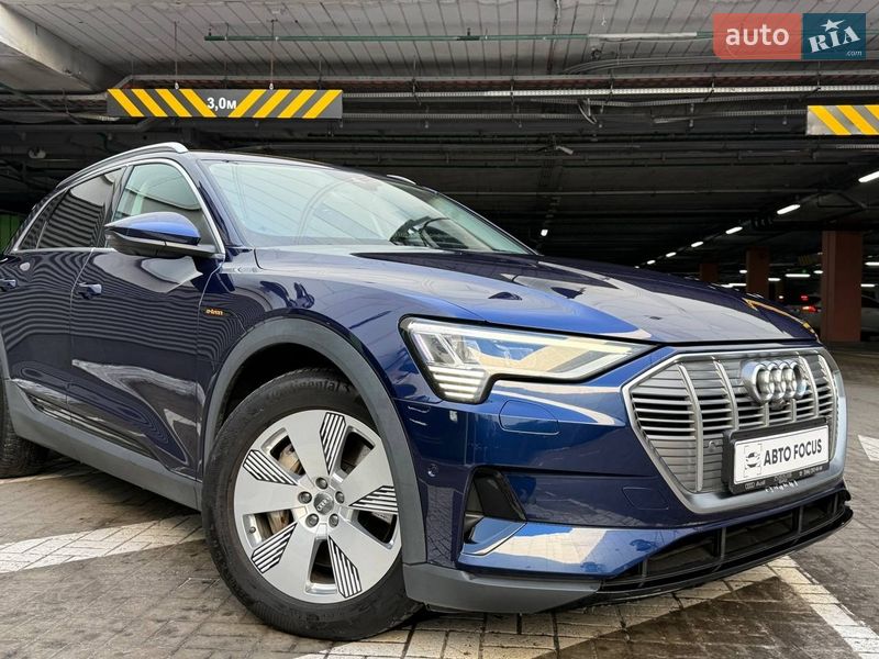 Внедорожник / Кроссовер Audi e-tron 2021 в Киеве