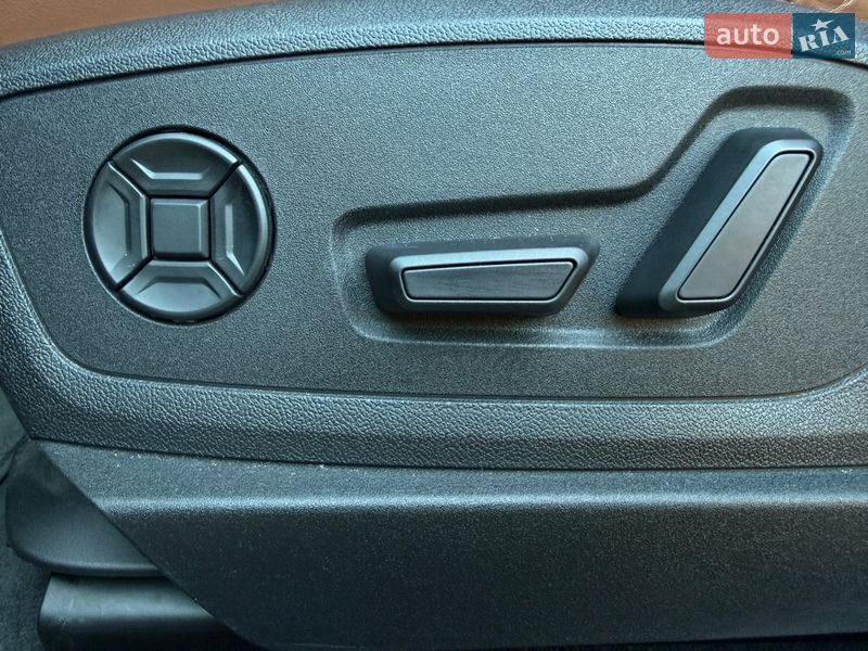 Внедорожник / Кроссовер Audi e-tron 2020 в Коломые