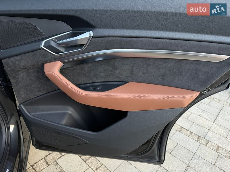 Внедорожник / Кроссовер Audi e-tron 2020 в Коломые