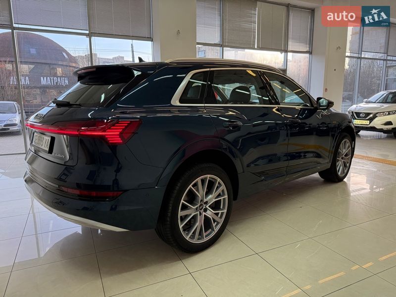 Внедорожник / Кроссовер Audi e-tron 2020 в Черновцах
