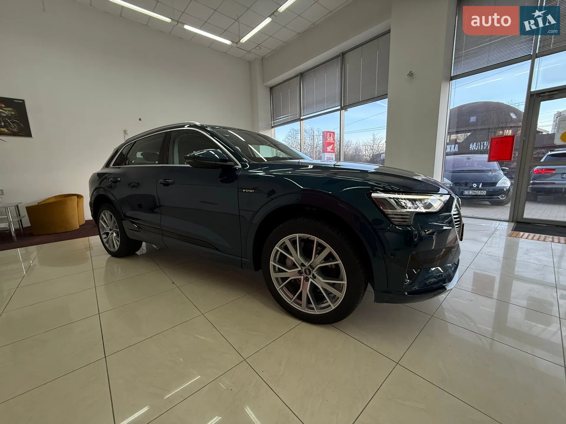 2020 Audi e-tron - мініатюра 24