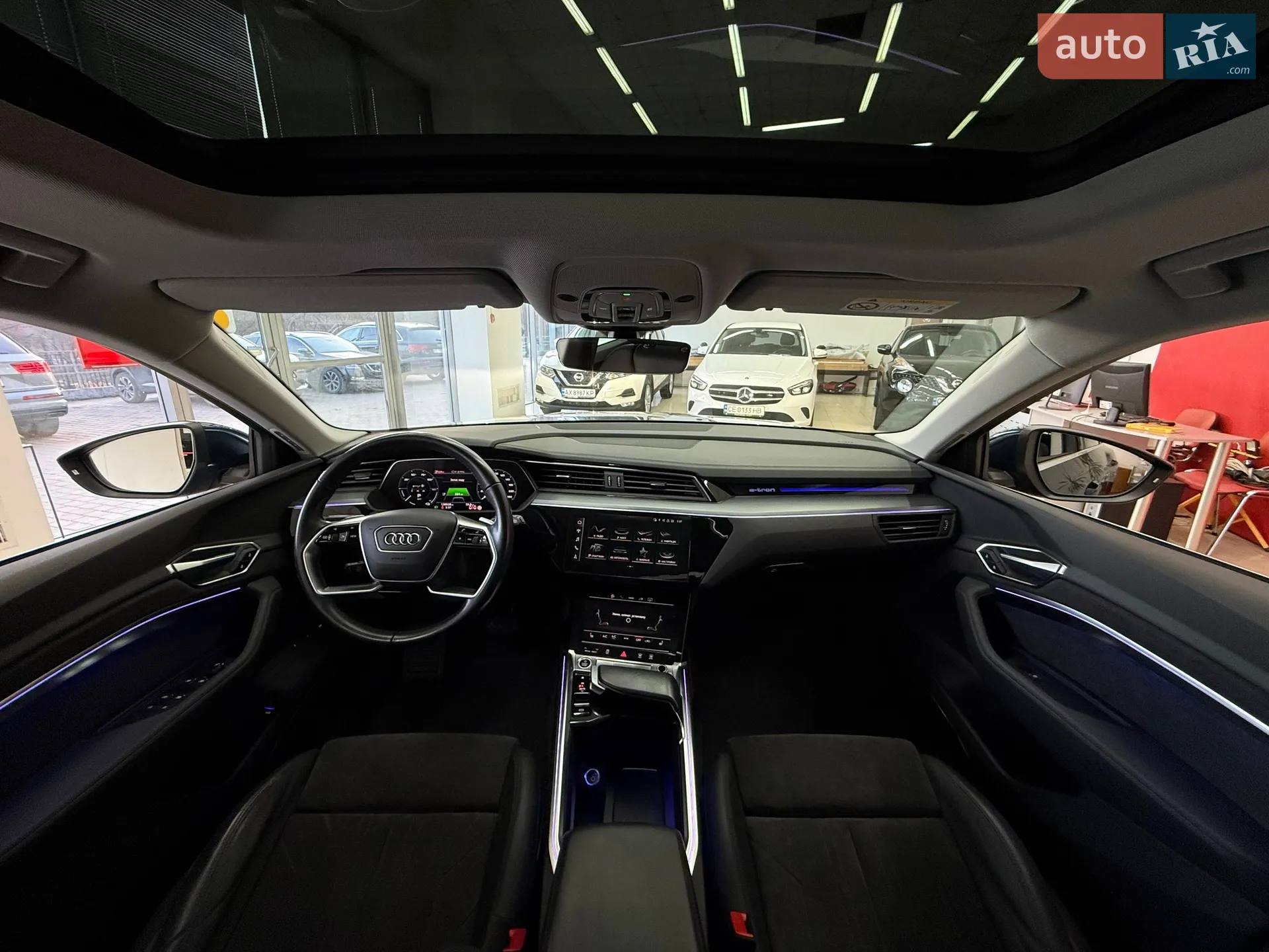 2020 Audi e-tron - мініатюра 35