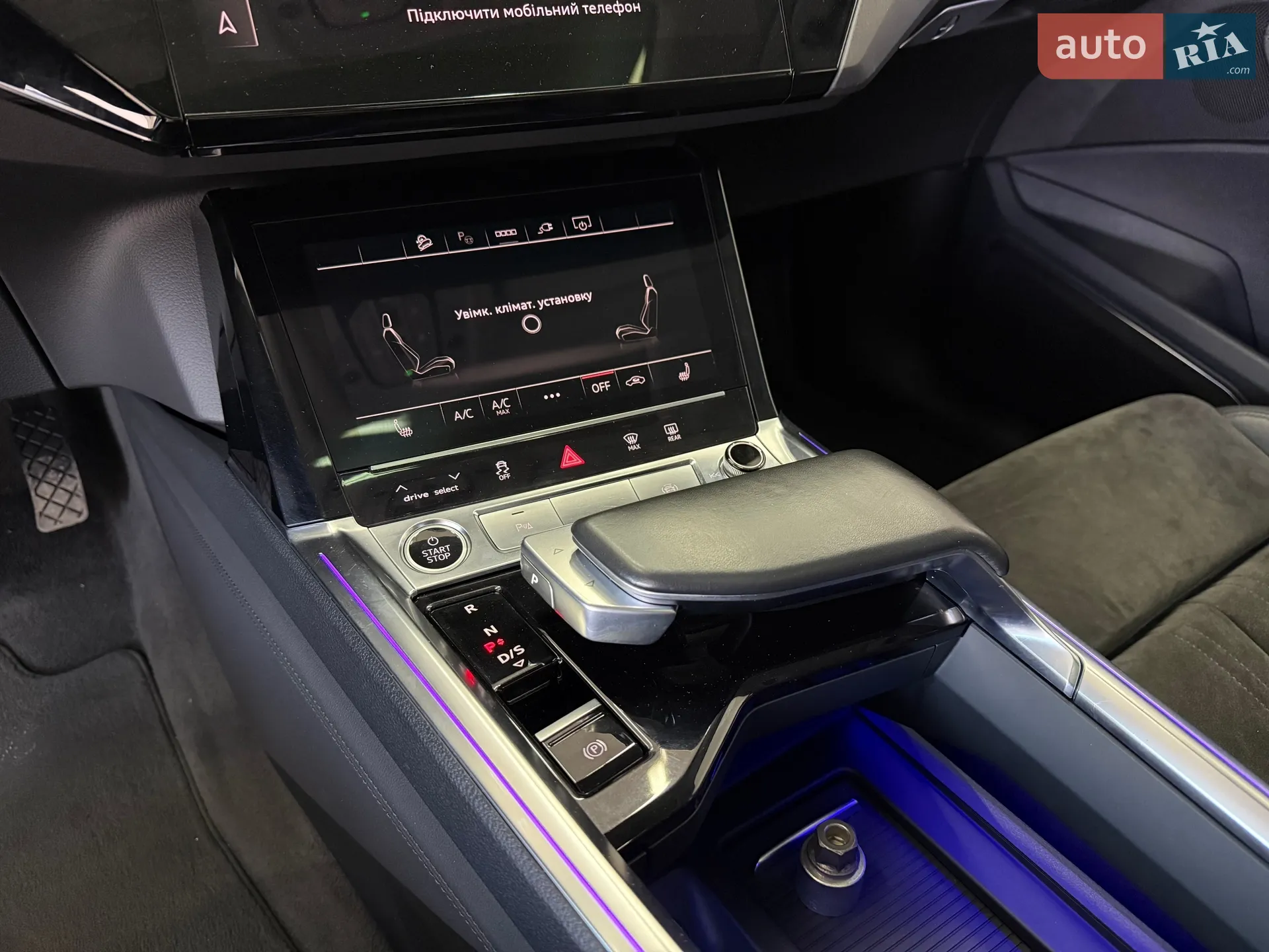 2020 Audi e-tron - мініатюра 54