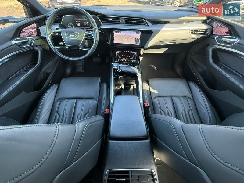 Позашляховик / Кросовер Audi e-tron 2020 в Луцьку