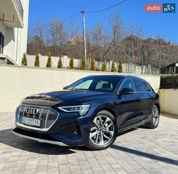 Audi e-tron 2021