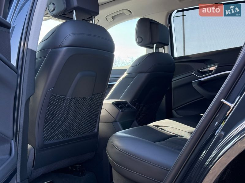 Позашляховик / Кросовер Audi e-tron 2022 в Луцьку