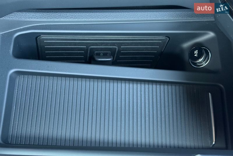 Позашляховик / Кросовер Audi e-tron 2022 в Луцьку