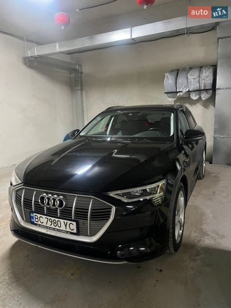 Audi e-tron 2019