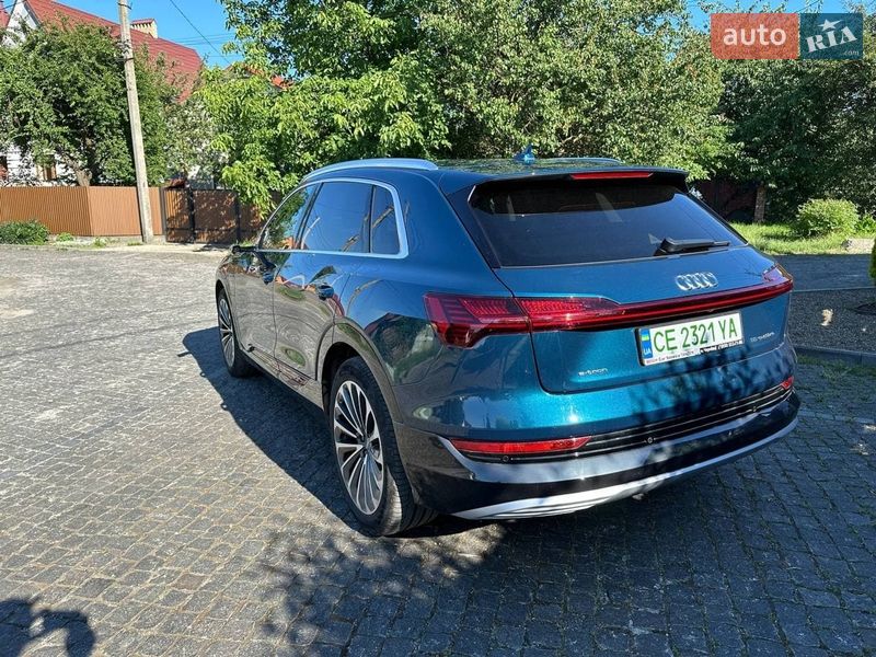 Внедорожник / Кроссовер Audi e-tron 2018 в Черновцах