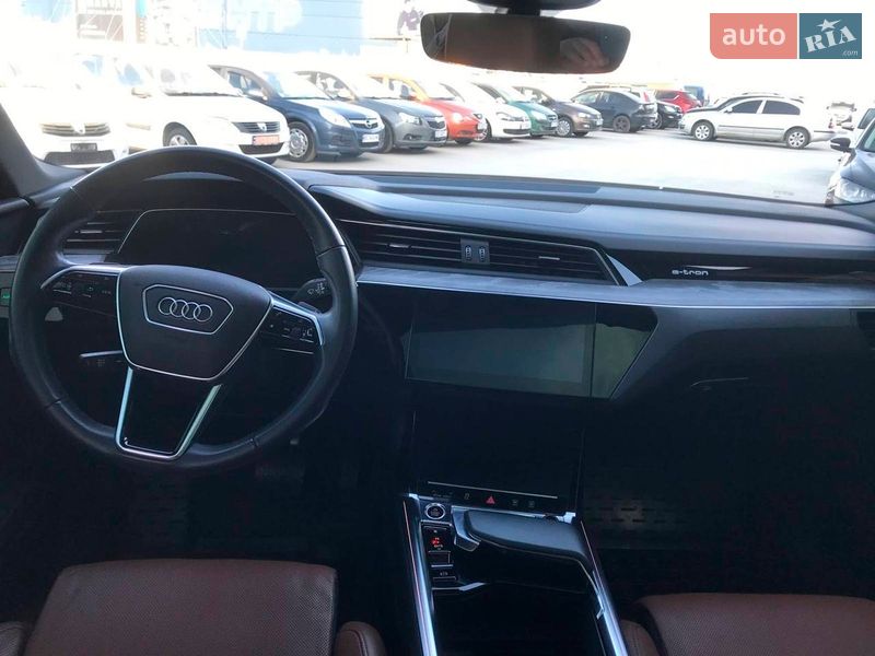 Позашляховик / Кросовер Audi e-tron 2022 в Львові фото 12 Позашляховик / Кросовер Audi e-tron 2022 в Львові