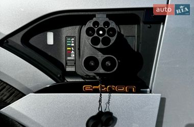 Внедорожник / Кроссовер Audi e-tron 2022 в Ровно