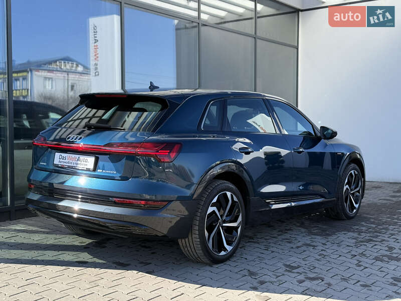 Внедорожник / Кроссовер Audi e-tron 2022 в Хмельницком