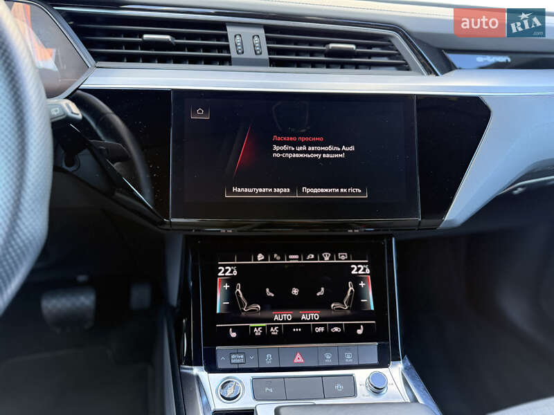 Внедорожник / Кроссовер Audi e-tron 2022 в Хмельницком