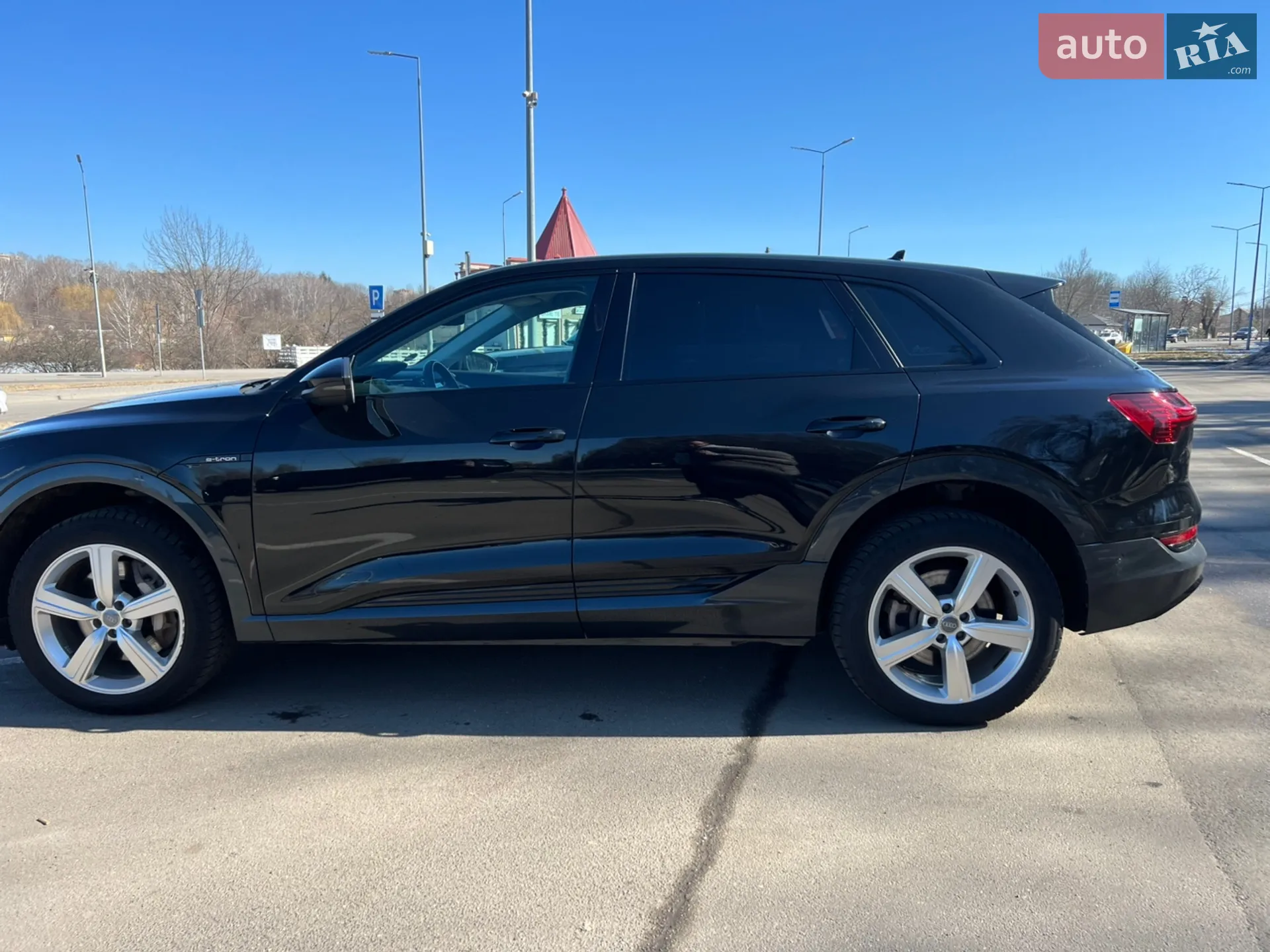 2019 Audi e-tron - мініатюра 4