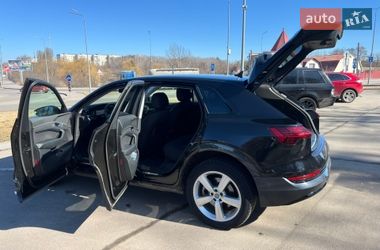 Внедорожник / Кроссовер Audi e-tron 2019 в Виннице