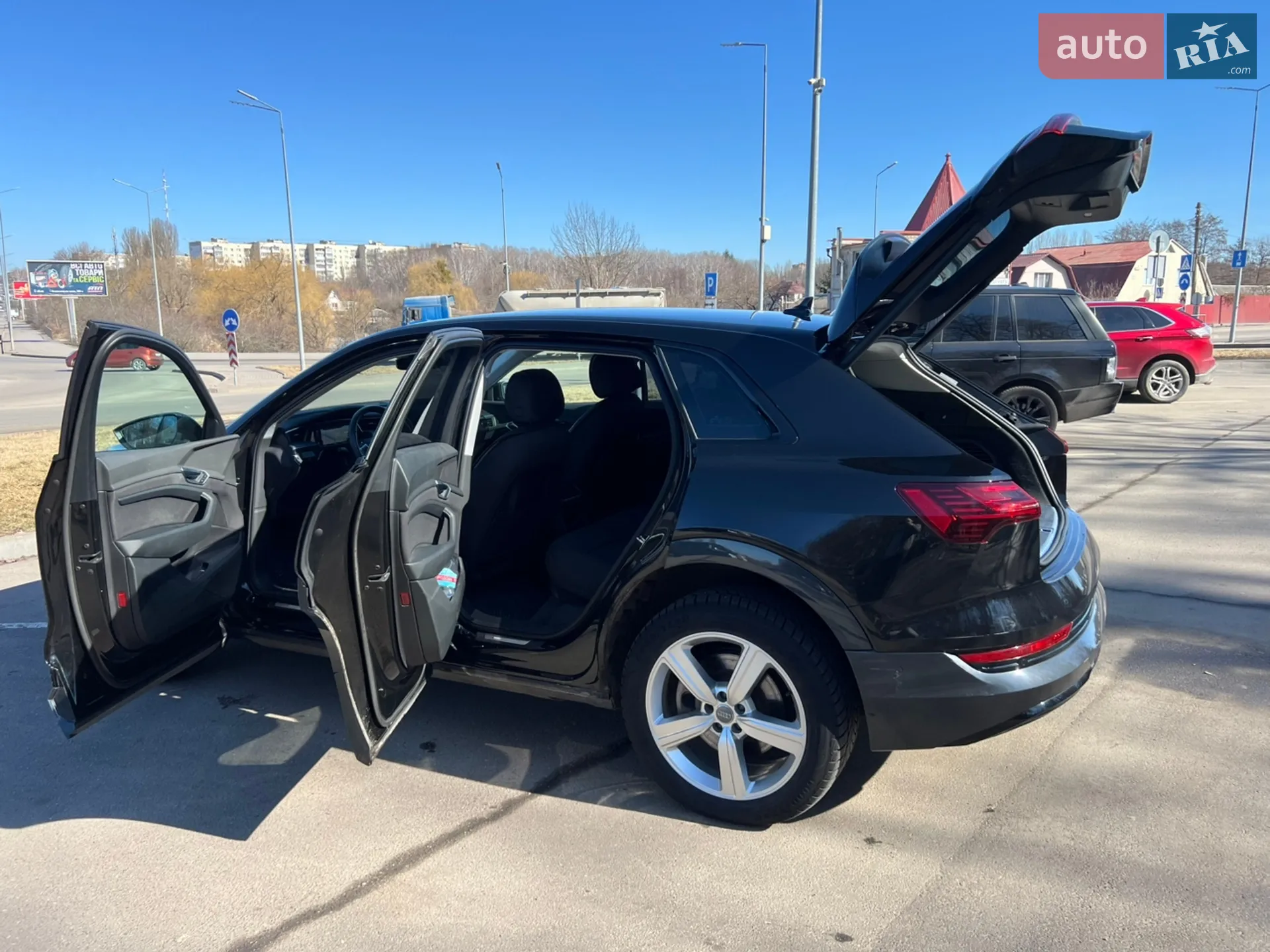 2019 Audi e-tron - мініатюра 16