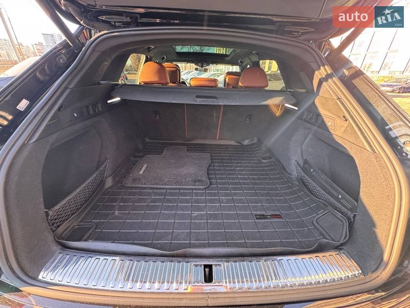 Внедорожник / Кроссовер Audi e-tron 2022 в Киеве