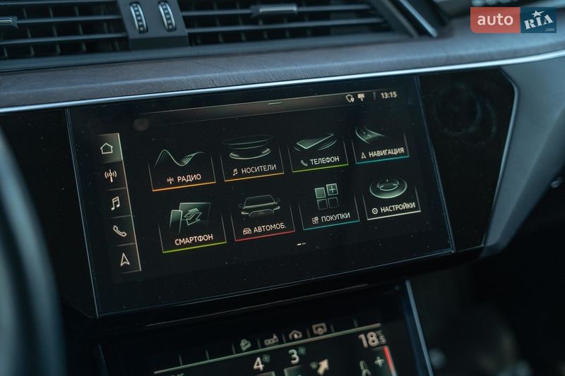 Внедорожник / Кроссовер Audi e-tron 2020 в Черновцах