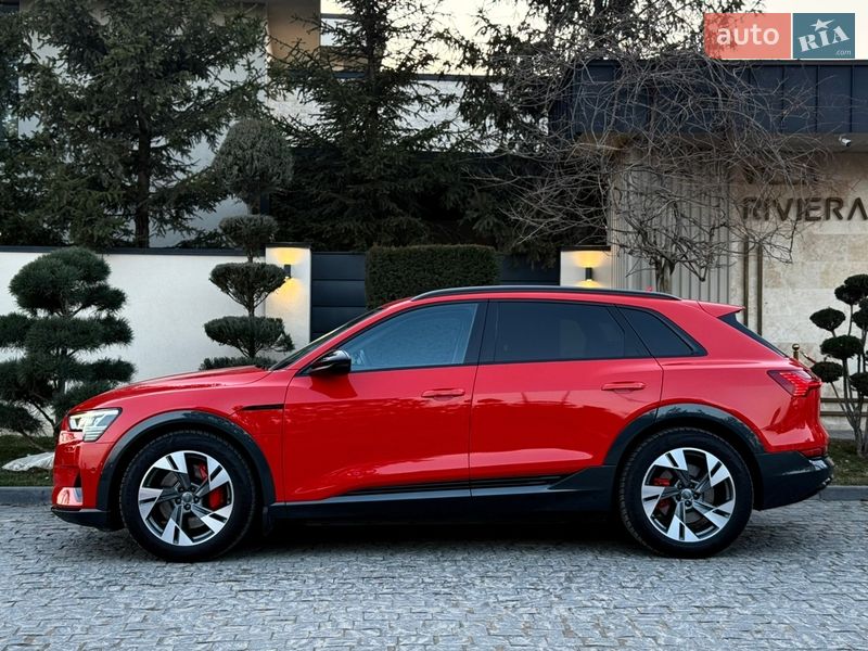 Внедорожник / Кроссовер Audi e-tron 2019 в Львове